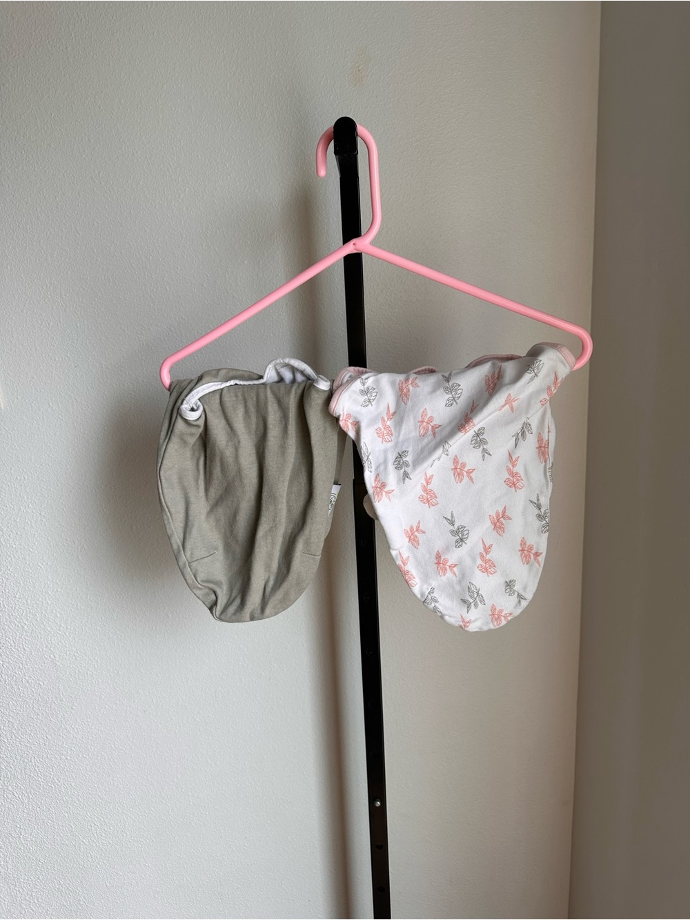2 baby wraps